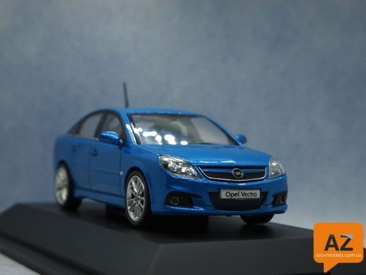 Opel Vectra OPC blue