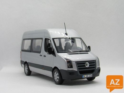 Volkswagen Crafter Minibus 2011