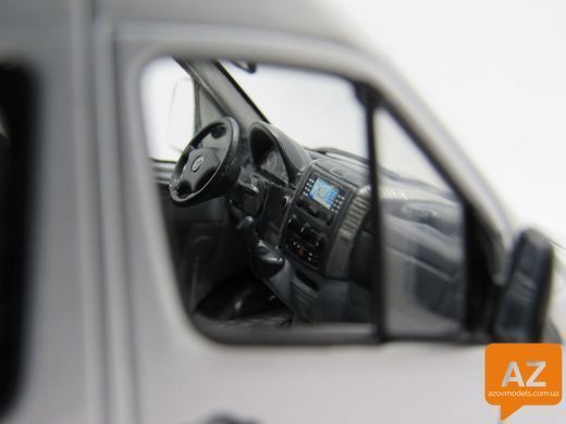Volkswagen Crafter Minibus 2011