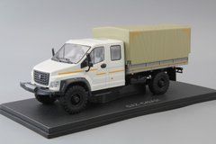 ГАЗон Next ГАЗ-C42A31 бортовой с тентом, белый