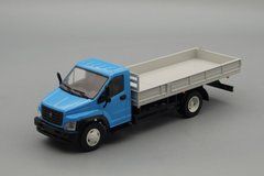 ГАЗон Next ГАЗ-C41R33 бортовой, голубой