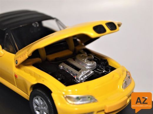 BMW Z3 cabrio soft top yellow