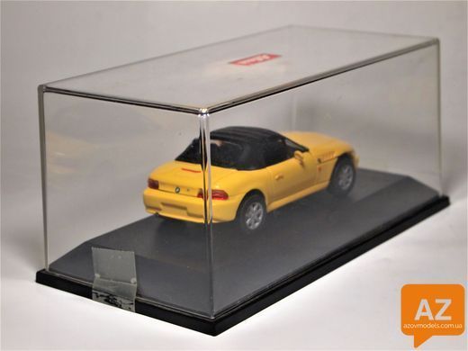BMW Z3 cabrio soft top yellow