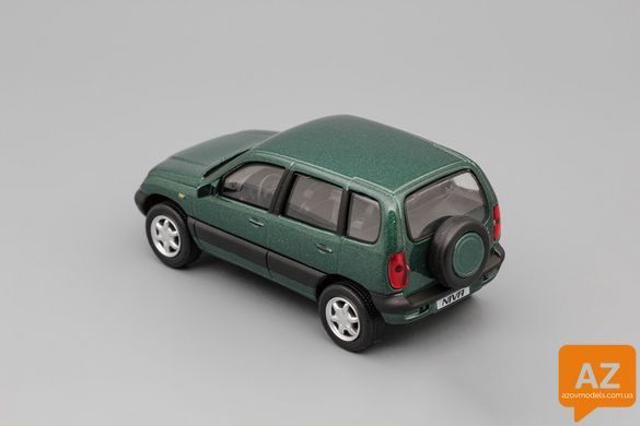 Niva Chevrolet 2123, metallic green